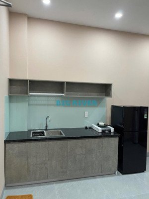 cho thuê căn hộ 1 phòng ngủ rộng 45m2 trong khu đô thị fpt