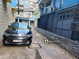 nhà hxh thông lạc long quân - dt: 5 x 13.3m, nhà cấp 4, giá: 8.5 tỷ lt