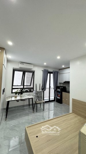 toà chdv cách mp trung phụng chỉ 30m, 94.5m2*8t, mt 5.2m, 28 phòng kk, đủ pccc, dòng tiền 7%/năm