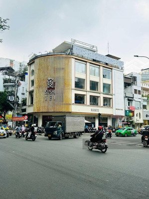 góc 2 mặt tiền cách mạng tháng tám, quận 3 - dt: 8x25m - 4 tầng - hđt: 280 triệu - giá: 49 tỷ