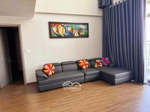 cho thuê căn duplex diện tích 300m² có 4 phòng ngủ 3 vệ sinh tòa udic westlake - võ chí công