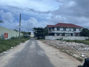 siêu phẩm đất biển nguyễn tất thành- diện tích lớn - lê văn miến- đi bộ ra biển- chỉ 47tr/m