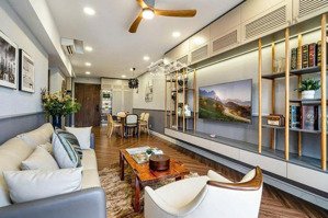 bán nhanh căn hộ hà đô nguyễn văn công .dt : 93m2,3pn,2wc .giá chỉ : 6ty lh : 