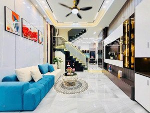 bán nhà hẻm xe hơi trần bình trọng ngay hồ bơi lam sơn quận 5, dt: 4.7x17m, lửng 2l st, giá 16.5 tỷ