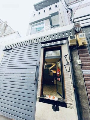 bán gấp nhà đẹp 4 tấm tôn thất thuyết dtsd 130m2 chỉ 5 tỷ 590 chính chủ thương lượng