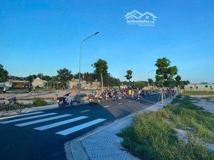 đầu tư lô 100m2 kinh doanh buôn bán sầm uất - trung tâm thành phố sân bay long thành