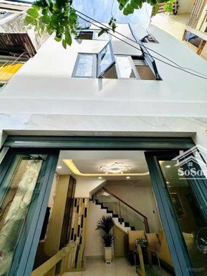 cần bán gấp nhà nguyễn bỉnh khiêm - p1- gò vấp.dt 57,2m2 .gần mầm non hoa quỳnh.2 tỷ 350tr