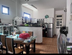 bán nhà villa 3 tầng nguyễn công trứ, dt 246m2. nhà cách biển mỹ khê 700m. giá 27 tỷ thương lượng