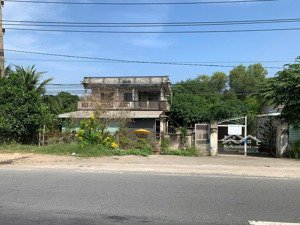 sản phẩm làm kho bãi nhà xưởng cty cây xăng mt đt 824 ấp 9 xã lương hoà