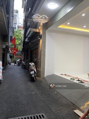 vương thừa vũ quận thanh xuân, 50m x 5 tầng, nhà mới đẹp, oto vào nhà, cách oto tránh 10m