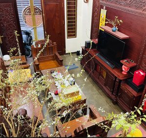 bán gấp nhà 48m2 ở 73 nguyễn lương bằng, gần hồ thoáng mát, chính chủ, sổ đỏ, quy hoạch đường 26m