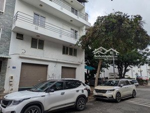 cho thuê mb vp, cửa hàng góc 2 mặt tiền 105m2 đối diện bên hông vincom nam long trần trọng cung q7