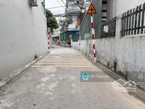 bán 105m2 đất đẹp giang biên. ngõ thông ô tô, khổ đất vuông đẹp, tiện ích đầy đủ, sổ đỏ sẵn