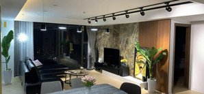 bán căn chung cư ở luôn kđt mễ trì hạ, từ liêm. dt 105m2, đã đầy đủ đồ nội thất đẹp giá 6,75 tỷ