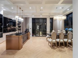 căn 132m tại golden park tower, phạm văn bạch, cầu giấy, sẵn sổ, full đồ