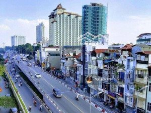 bán nhà mặt phố nghi tàm sát hồ tây lô góc, thang máy 7 tầng-40m nhỉnh 18 tỷ