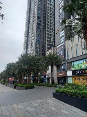 bán nhanh 2n-75m2 view hồ vinhomes skylake, hướng mát giá tốt nhất tt. ko chào ảo.lh 094668959ba
