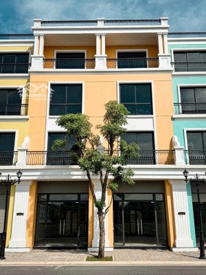 chuyển nhượng shophouse có sẵn dòng tiền khủng