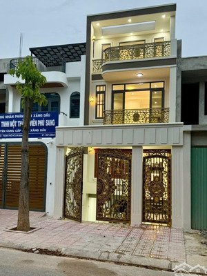 bán nhà mới 100% 1 hầm 1 trệt 2 lầu mặt tiền hoàng hoa thám phú lợi giá tốt chỉ 8 tỷ 6