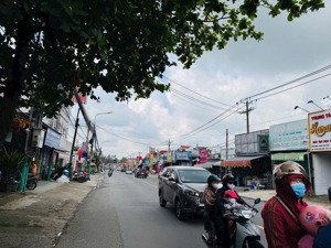 bán nhà 2 mặt tiền bùi văn hòa, biên hòa, dt 500m2, thổ cư 100%, sổ riêng, giá cực tốt