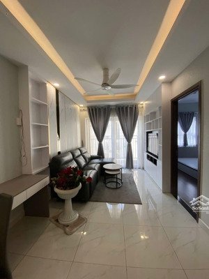 em cần bán ch richmond city 2pn-67m2 giá bán 4.550 tỷ bao thuế phí view đông nam cực đẹp lh e phi