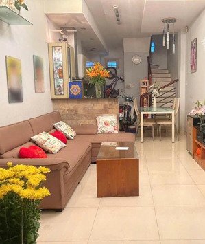 chủ gấp bán! nhà nguyễn đình chiểu, p.4,q.3 dtcn 36m2 4 tầng ,chỉ 8,4 tỷ.