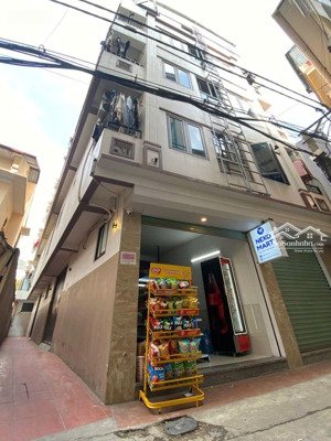 tòa căn hộ dv, phố nghĩa đô, 250m2, lô góc, 7 tầng thang máy,42 phòng khép kín+2 ki-ốt, dt 240tr/th