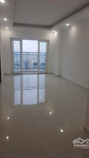 em cần bán ch richmond 2pn-73m2 tầng đẹp mặt sàn chỉ có 2 căn giá 4.7 tỷ bao thuế phí san tên