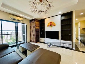 vợ chồng tôi cần chuyển nhượng căn hộ 3 ngủ tòa mỹ đình plaza 1, sổ đỏ lâu dài nội thất để lại full