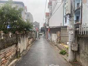 chính chủ bán mảnh đất diện tích 86.4m2 tại cự khối - long biên ngõ thông xe 16 chỗ giá chỉ 75tr/m2