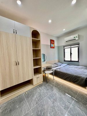 ngay chợ bến thành, q1 - studio máy giặt riêng, có thang máy, chỗ để xe - có nhận ngắn hạn