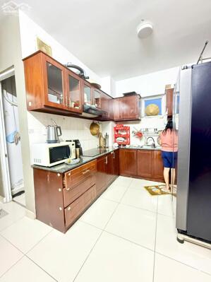 Cho thuê căn hộ Phú Thạnh 3 phòng ngủ, căn góc, giá thuê 10tr/th