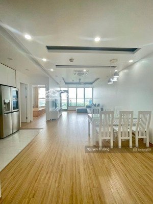 bán căn hộ rẻ nhất dự án thăng long number one 117m2, 3pn, nhà có ban công, view đẹp. giá 8 tỷ