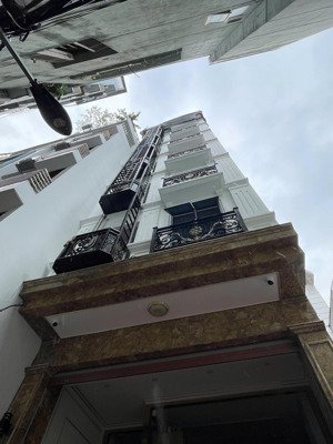 bán nhà riêng tại phú diễn, diện tích 40m2, 7 tầng, thang máy