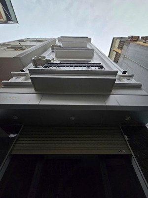 chỉ nhỉnh 5 tỷ sở hữu ngôi nhà 5t, diện tích sổ 54m2, đẹp long lanh, kim chung, gần trg c1, c2, chợ