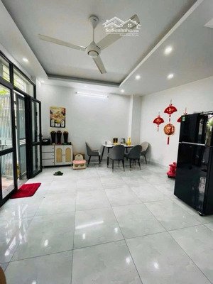 bán nhà ngay ga la khê đường lê trọng tấn cạnh parkcity giá nhỉnh 6 tỷ