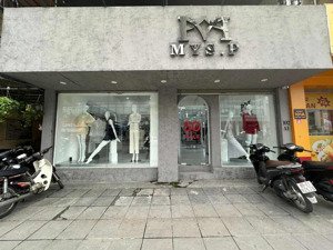 cho thuê nhà mặt phố nguyễn đình chiểu, hai bà trưng diện tích 40mx5 tầng mặt tiền 7m vỉa hè rộng