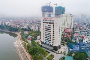 bán nhà mặt phố hoàng cầu 190m2 3 tầng mặt tiền 4.2m hơn 54tỷ kinh doanh thang máy ôtô tránh vỉa hè