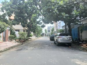 tòa nhà mặt tiền 4 tầng 6x16m2 bên sông hiệp bình chánh, thủ đức