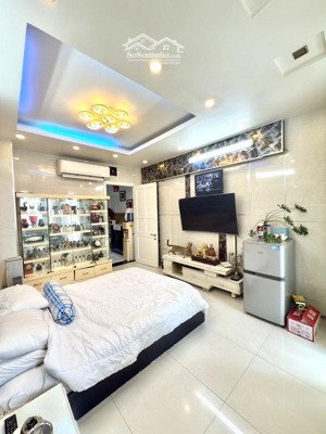 giá tốt, mới ở ngay, gần hxh huỳnh văn bánh phú nhuận, 4 tầng, 5pn, 60m2, ngang 4m, 7.x tỷ