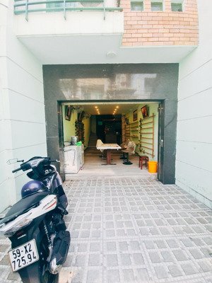 nhà 4 tầng 123m2 - mt hẻm 5m thông - hậu giang - giá 13 tỷ