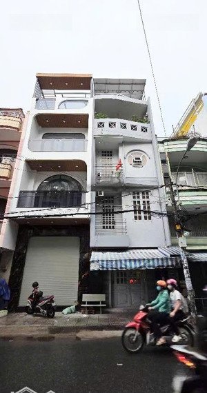 mặt tiền kinh doanh đỉnh q6-an dương vương- 4m x 17m, 4 tầng,thang máy,đường 10m thông, chỉ 13.x tỷ