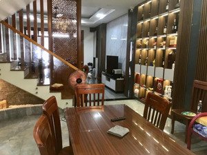 hoa hồng 1%- bán gấp nhà riêng tại tân hiệp, hóc môn giá tốt, 6,3 tỷ, 84m2