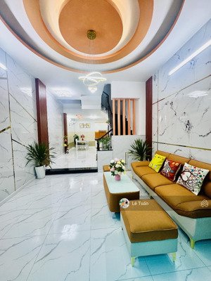 bán siêu phẩm 4 tầng, xe hơi ngủ trong nhà, tặng full nội thất, phạm văn chiêu, p.9 ngay lê văn thọ