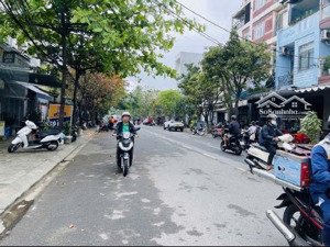 vip! bán đất lô góc tặng nhà 300m2, 38,99 tỷ - mt phó đức chính - q. sơn trà