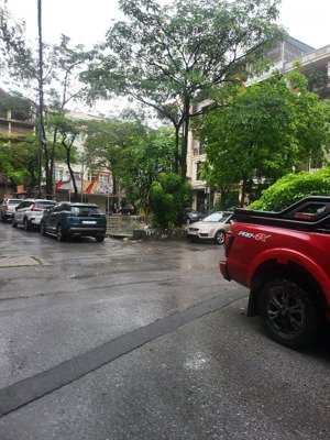 bán nhà lô góc hiếm - thang máy - ô tô dừng đỗ - hồ đền lừ - vĩnh hoàng