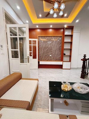 bán nhà đẹp gần đh công nghiệp 41m2 - 4 tầng ở ngay full nội thất gần ô tô