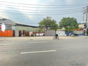 Bán nhà Mt Ql 13 HBP gần kề Vạn Phúc dt 1300m2 giá có nhính 80 tỷ