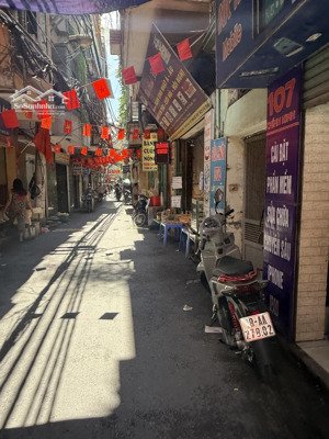 chính chủ chị gái nhờ bán căn nhà mặt phố chính kinh, thanh xuân