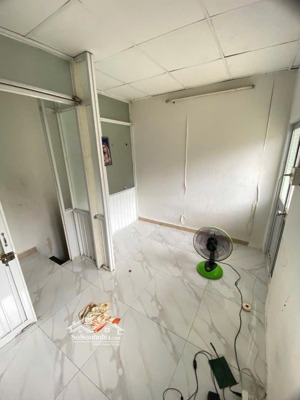 bán nr tại lê thúc hoạch, 1,99 tỷ, 20m2, 2pn, 2wc, hướng tây nam